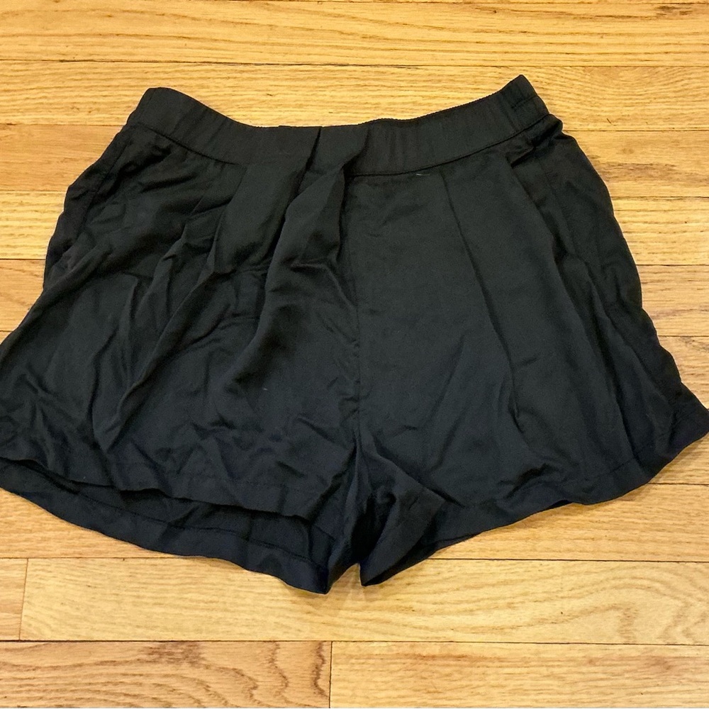 lululemon athletica Black High Waist Women's Shorts